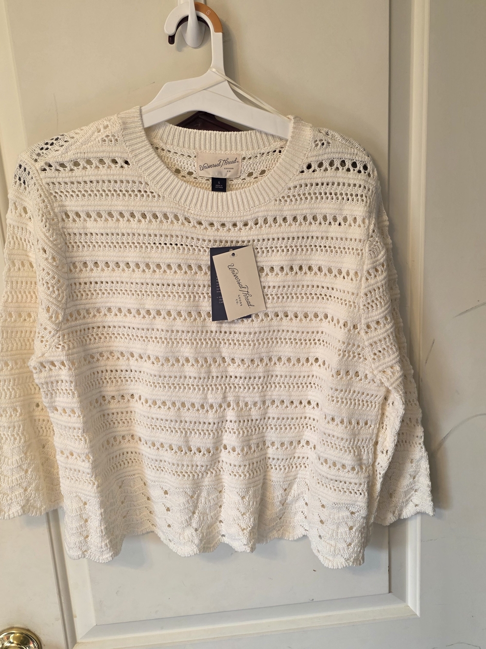 Universal Thread Ivory Open-Weave Crewneck Sweater
